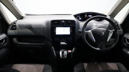 2015 Nissan Serena Hybrid Highway Star V Selection Facelift image 340893