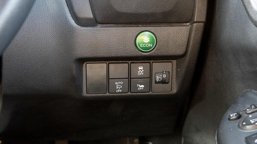 2015 Honda Fit Hybrid F Spec Hybrid image 341051