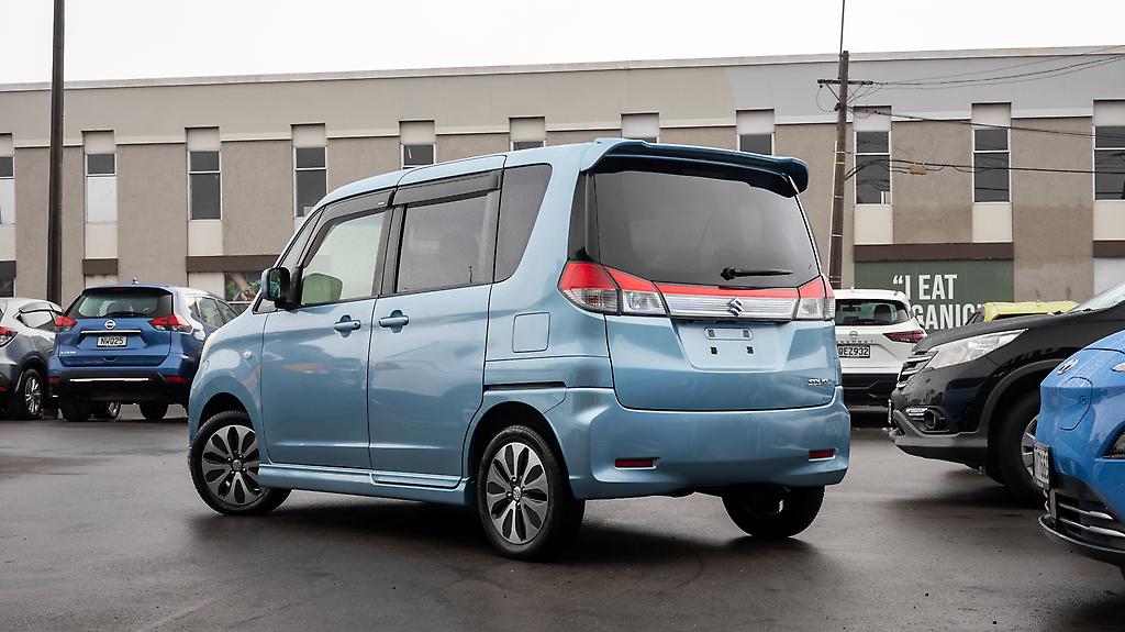2015 Suzuki Solio G Limited image 341568