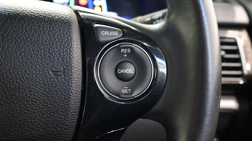 2013 Honda Accord Hybrid LX Leather Package image 340856