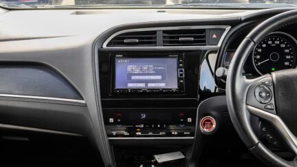2019 Honda Shuttle Hybrid Z Half leather trim image 342286