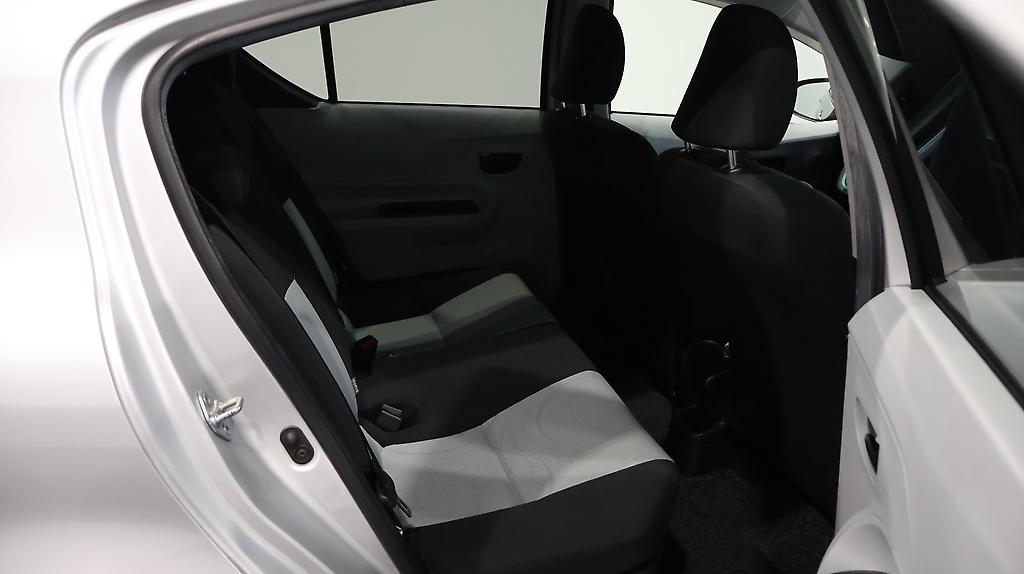 2013 Toyota Aqua Hybrid S image 344502