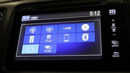 2014 Honda Vezel X Hybrid with Cruise Control, Smart Key and Reverse Camera image 345178