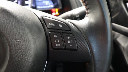2016 Mazda Axela Sports 15S – 6sp Manual image 340813