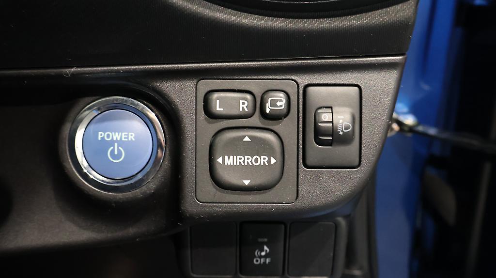 2012 Toyota Aqua G Model + Push Button image 341984