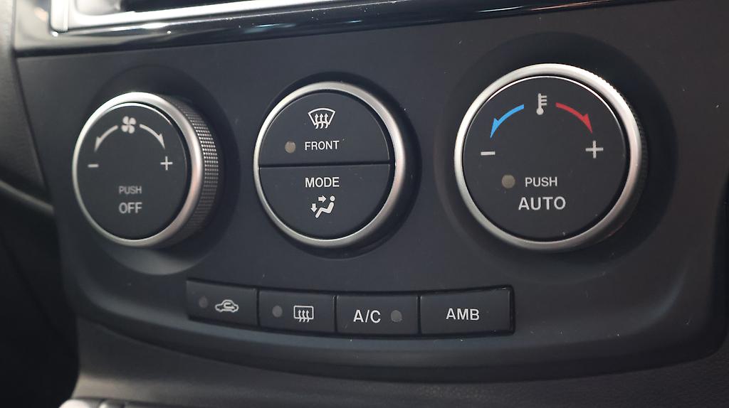 2013 Mazda Premacy 20S Skyactiv image 344656