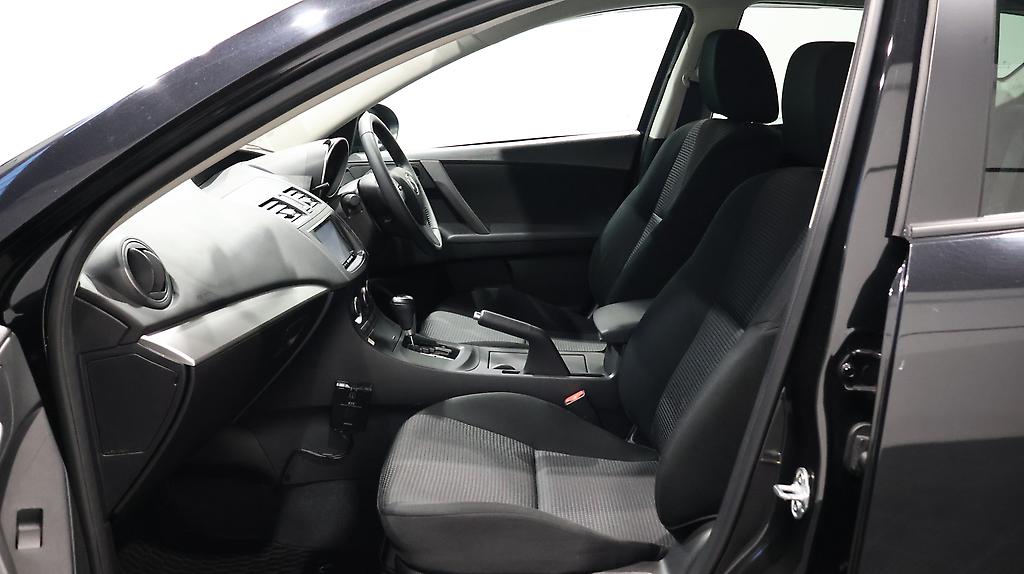 2013 Mazda Axela 15S Sport Edition image 341279
