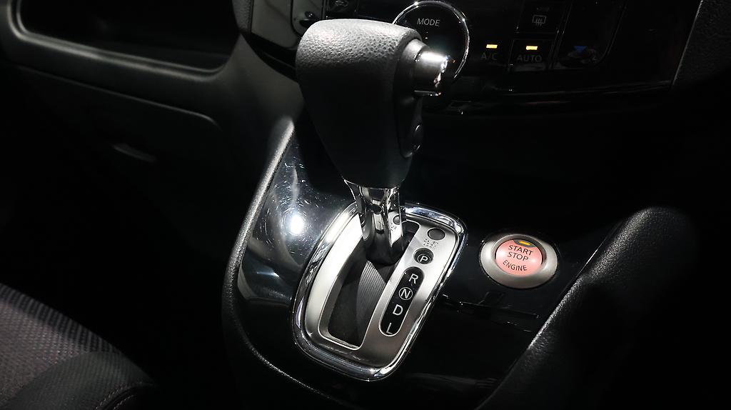 2013 Nissan Serena Highway Star S Hybrid image 341118