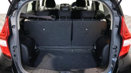 2017 Nissan Note E Power-X Great Look in Black!! image 344436