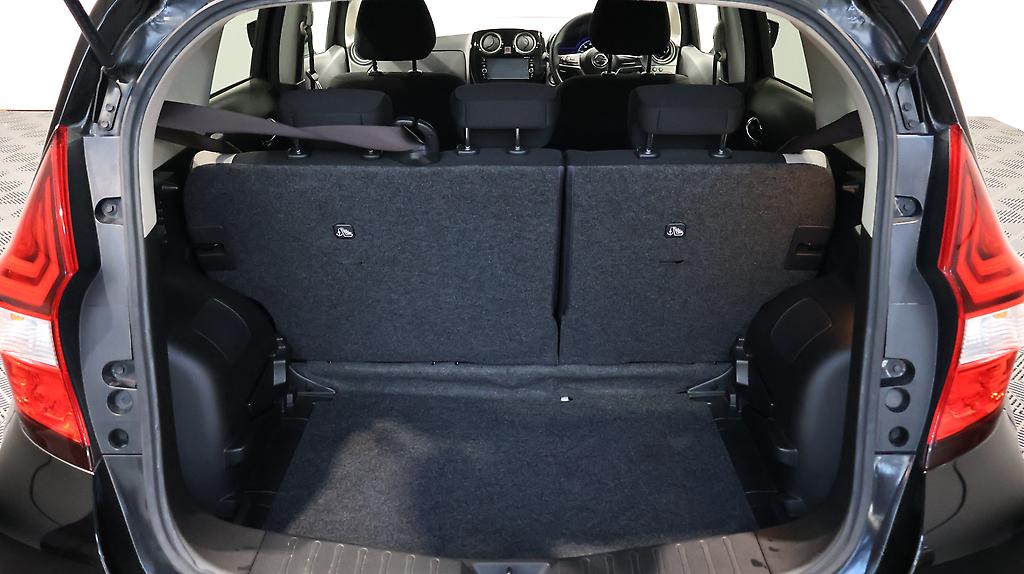 2017 Nissan Note E Power-X Great Look in Black!! image 344436