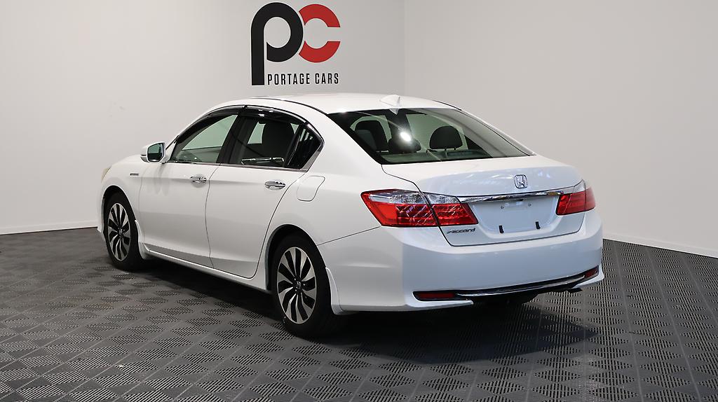 2013 Honda Accord Hybrid LX Leather Package image 340840