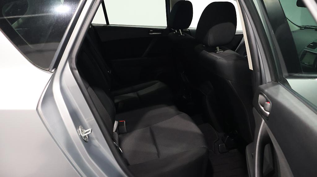 2012 Mazda Axela 20C Skyactive image 343369