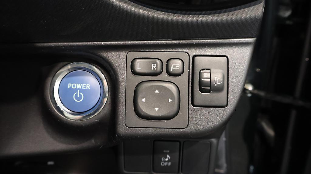 2015 Toyota Aqua Hybrid S image 340946