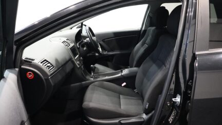 2012 Toyota Avensis Xi Reverse Camera + Push Button Start image 344261