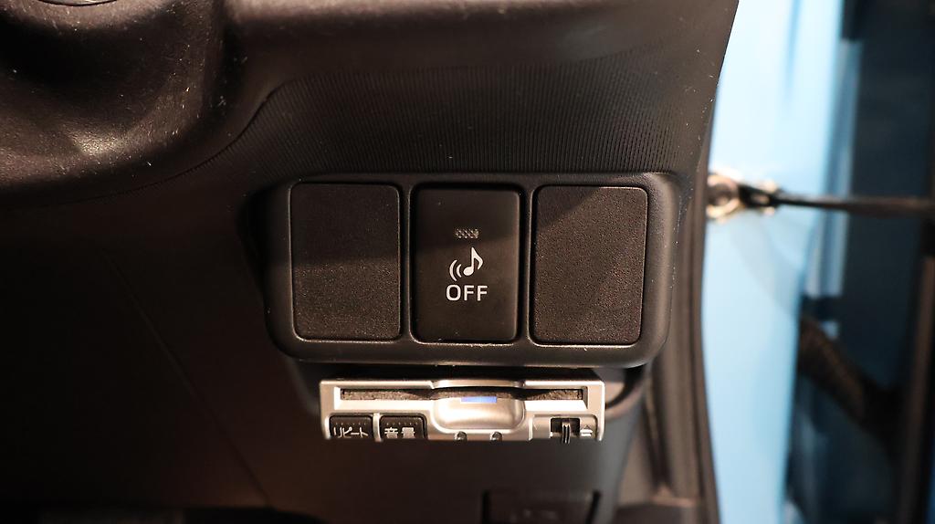 2013 Toyota Aqua S Model, Push Start, Bluetooth image 343462