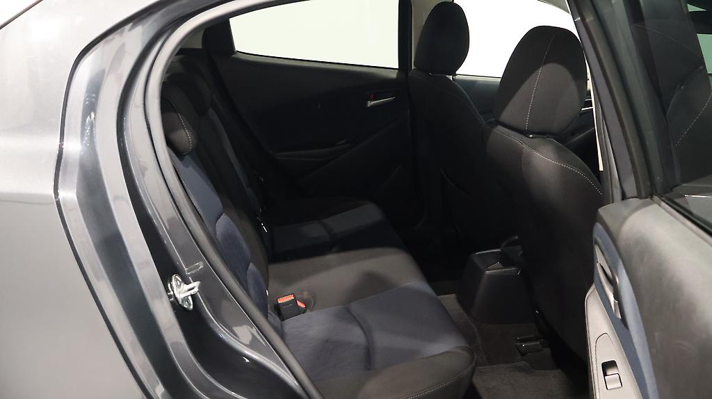 2014 Mazda Demio 13S + Steering Wheel Controls image 343433