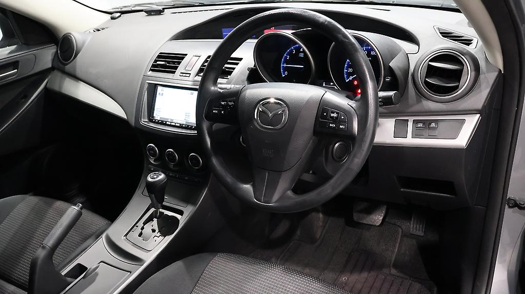 2012 Mazda Axela 20C Skyactive image 343372