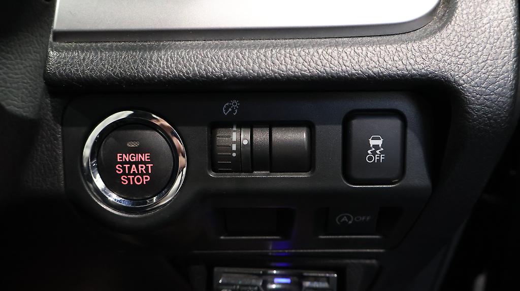 2013 Subaru Impreza Sport 1.6i-L image 345874