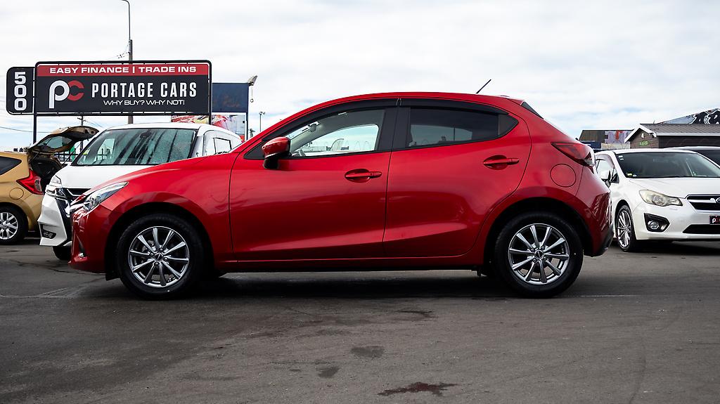 2015 Mazda Demio 13S 6AT FWD Push start image 342481
