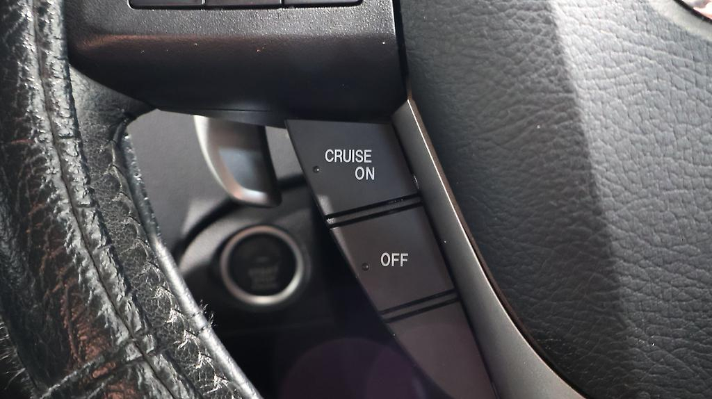 2012 Mazda Axela Sports 20S Skyactiv image 344919