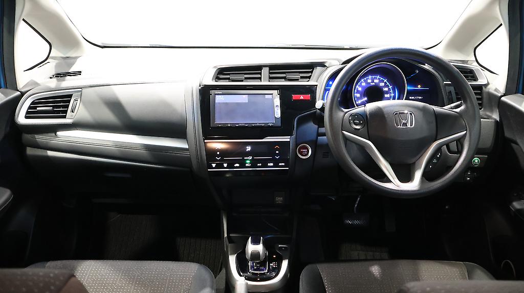 2013 Honda Fit F-Package Hybrid image 344151