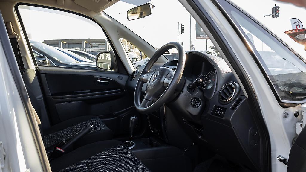 2008 Suzuki Sx4 FWD Low kms image 340873