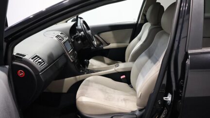 2013 Toyota Avensis Wagon Li image 345842
