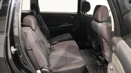 2005 Toyota Wish image 343756
