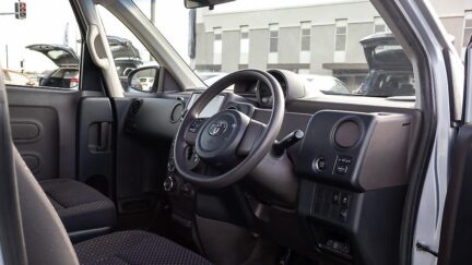 2013 Toyota Spade F model, push start image 342320