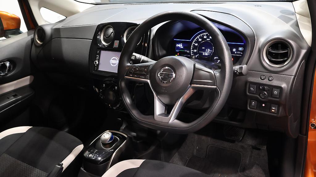 2017 Nissan Note E Power X image 344867