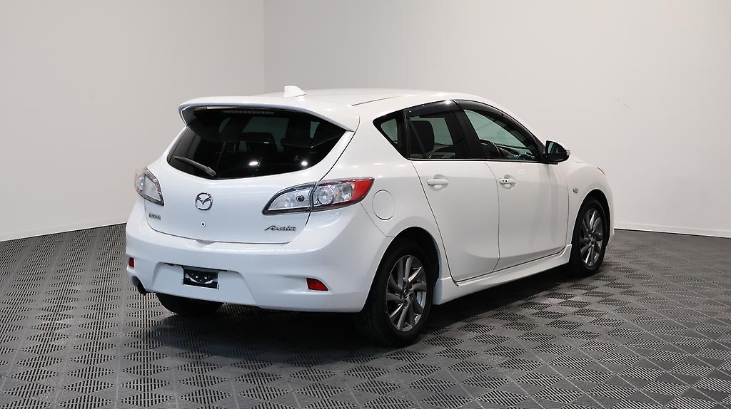 2013 Mazda Axela Sports 15S Sport Edition image 344324