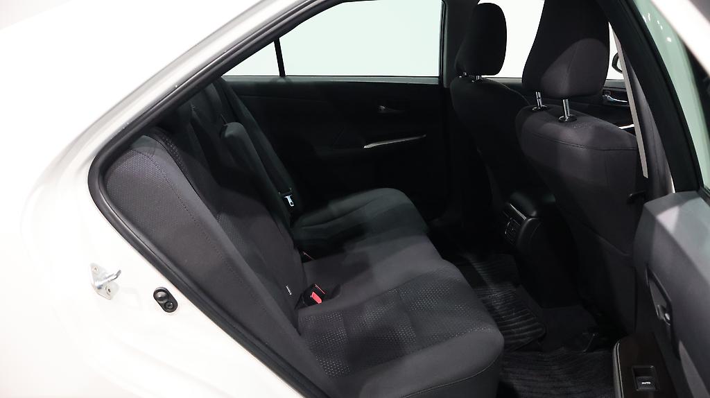 2013 Toyota Camry G-Package image 343133
