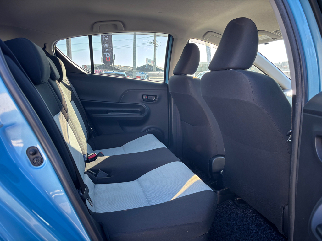 2013 Toyota Aqua S Model image 341197