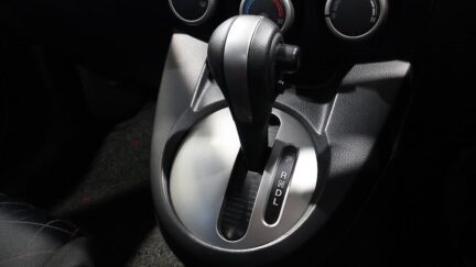 2012 Mazda Demio 13-Skyactiv image 345917