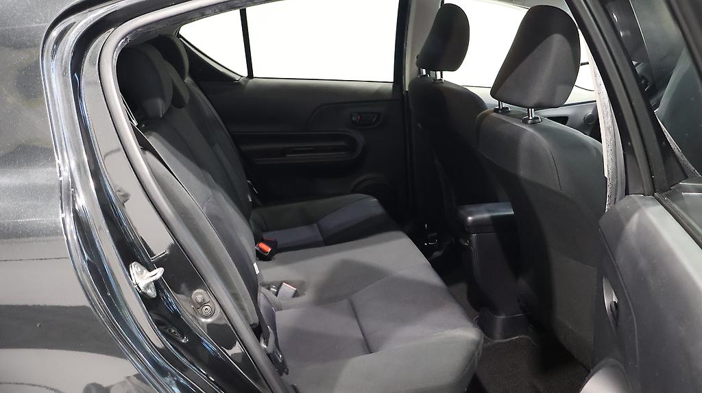 2015 Toyota Aqua Hybrid S image 340938