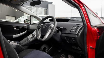 2014 Toyota Prius Model S Push start image 341657