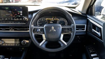 2022 Mitsubishi Outlander LS 2.5P/4WD/ NZ NEW image 345783