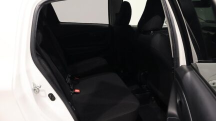 2017 Toyota Vitz Hybrid F Model image 344285