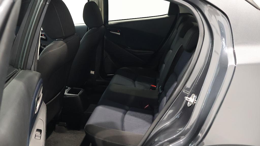 2014 Mazda Demio 13S + Steering Wheel Controls image 343432