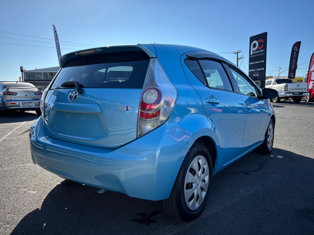 2013 Toyota Aqua S Model image 341192
