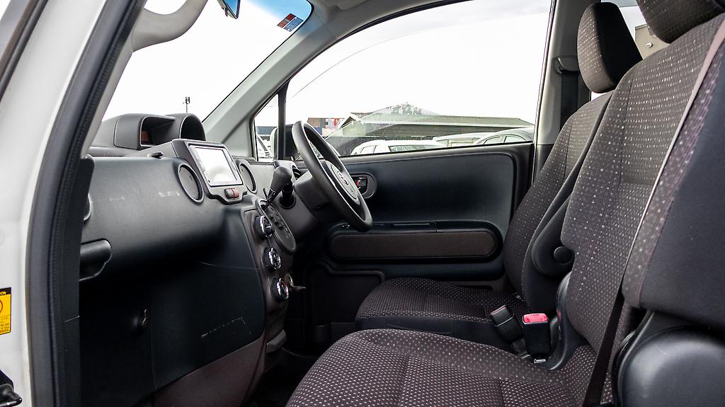 2013 Toyota Spade F Spec, Push start image 345028