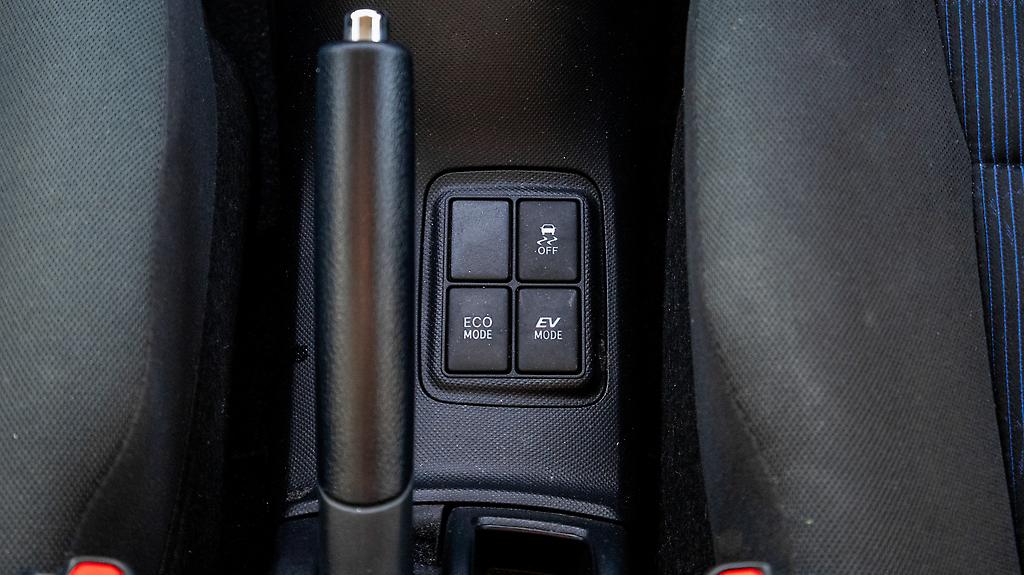 2015 Toyota Aqua S model Push Start image 343288
