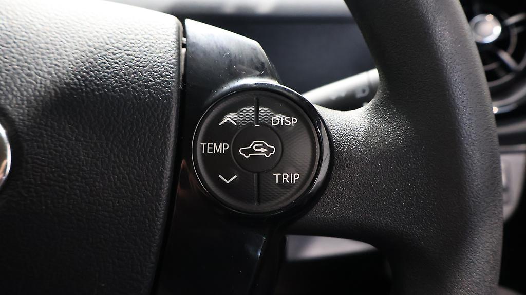 2016 Toyota Aqua Push Button + Reverse Camera image 343220