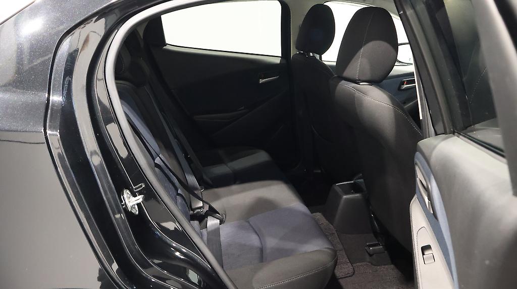 2015 Mazda Demio 13S + Reverse Camera image 346153