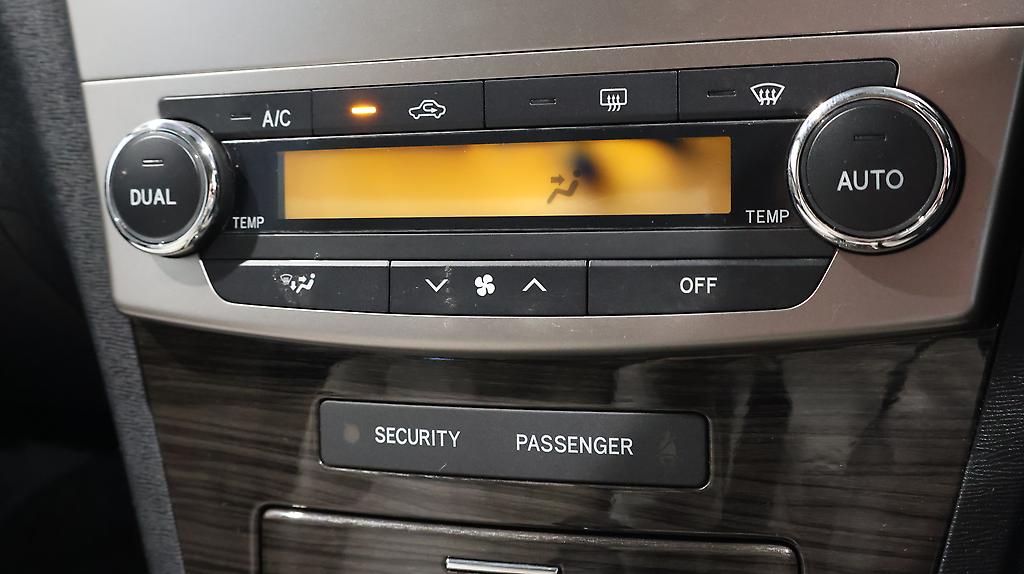 2012 Toyota Avensis Wagon Li image 341094