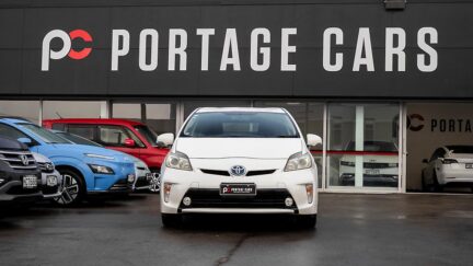 2013 Toyota Prius S Model / Push Start / Hybrid image 342293