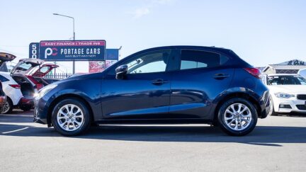 2015 Mazda Demio 13S 6AT Push start image 345670