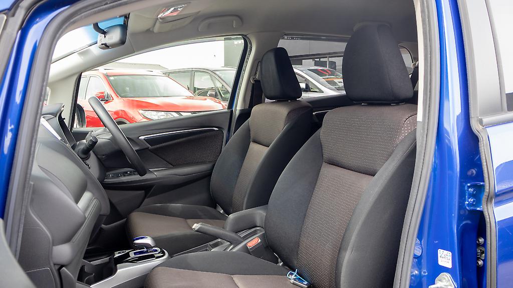 2013 Honda Fit F-Package Push start image 356811