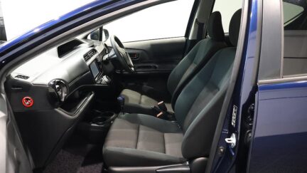 2016 Toyota Aqua Push Button + Reverse Camera image 343192