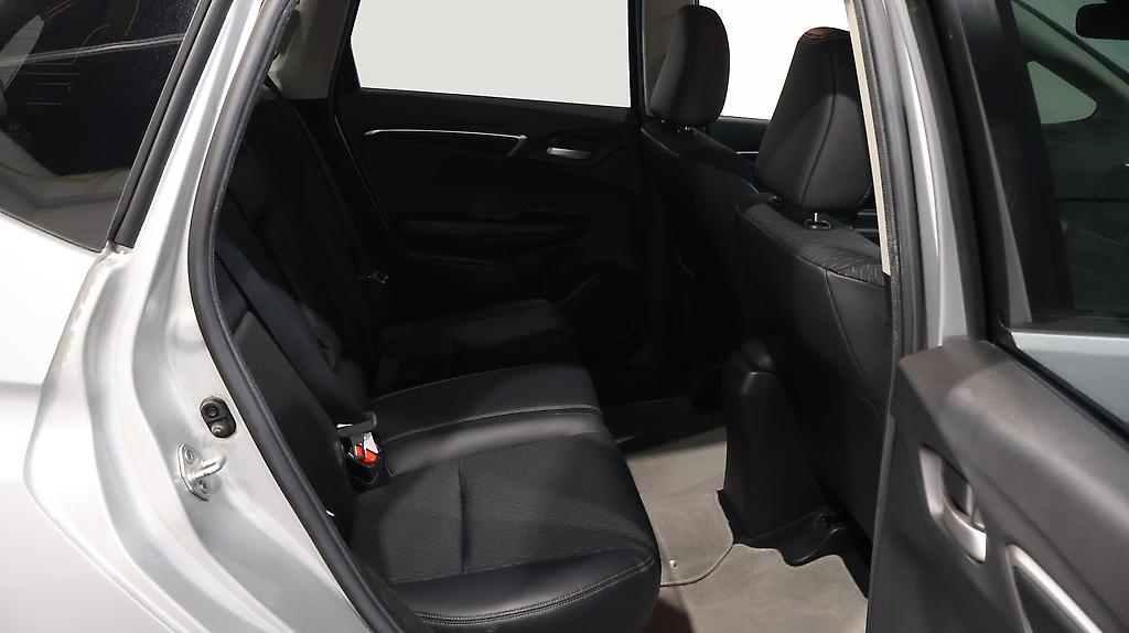 2014 Honda Fit Hybrid L Package image 341868